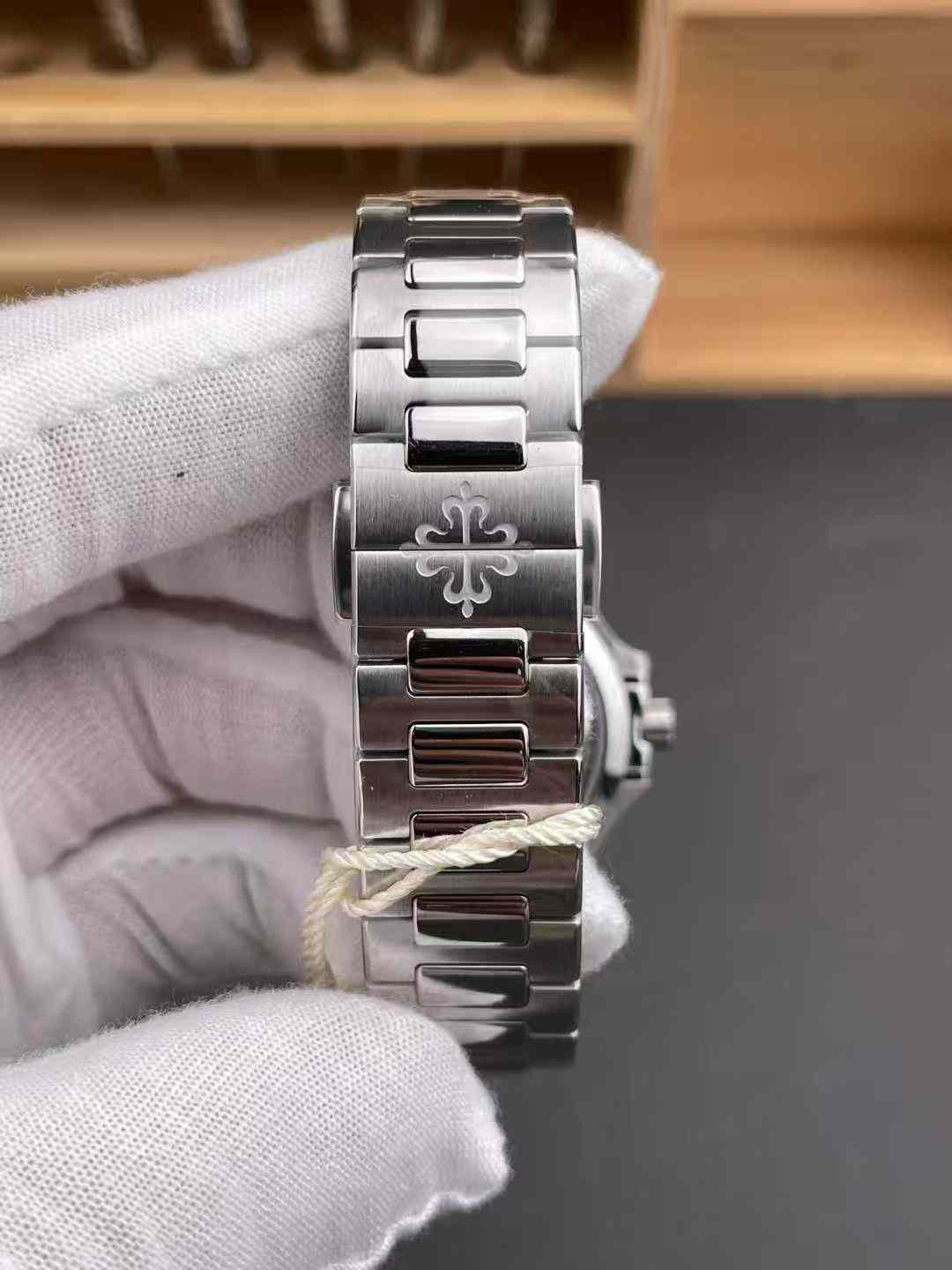 Patek Philippe（百达翡丽）鹦鹉螺系列 7118/1200A-001 腕表