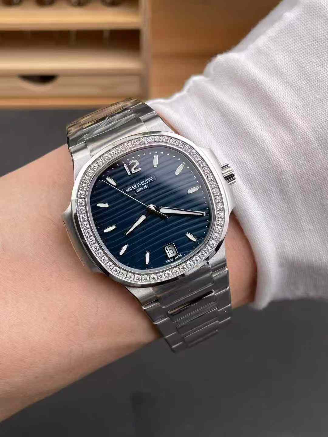 Patek Philippe（百达翡丽）鹦鹉螺系列 7118/1200A-001 腕表