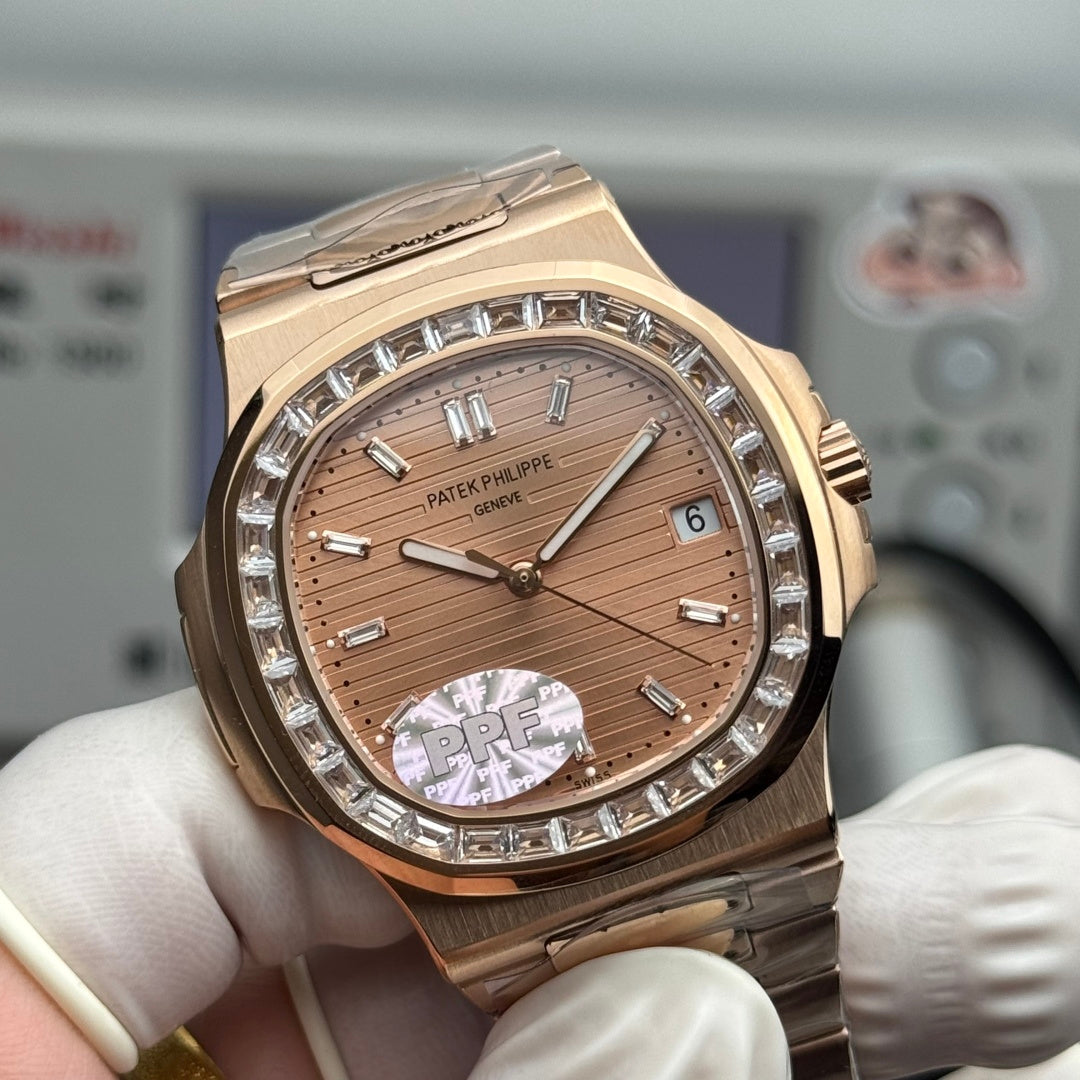 Patek Philippe（百达翡丽）鹦鹉螺（Nautilus）系列