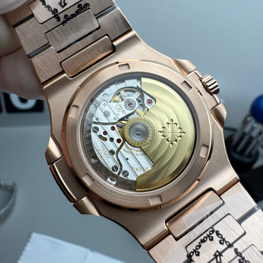 Patek Philippe（百达翡丽）鹦鹉螺（Nautilus）系列