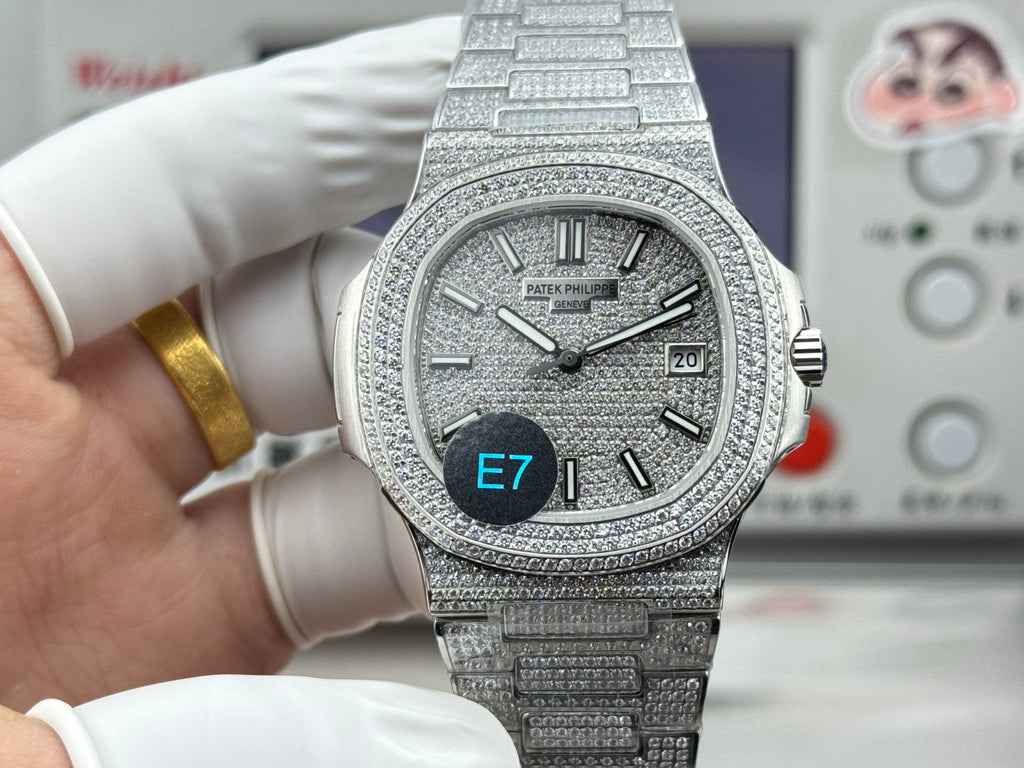 Patek Philippe 百达翡丽 5711系列