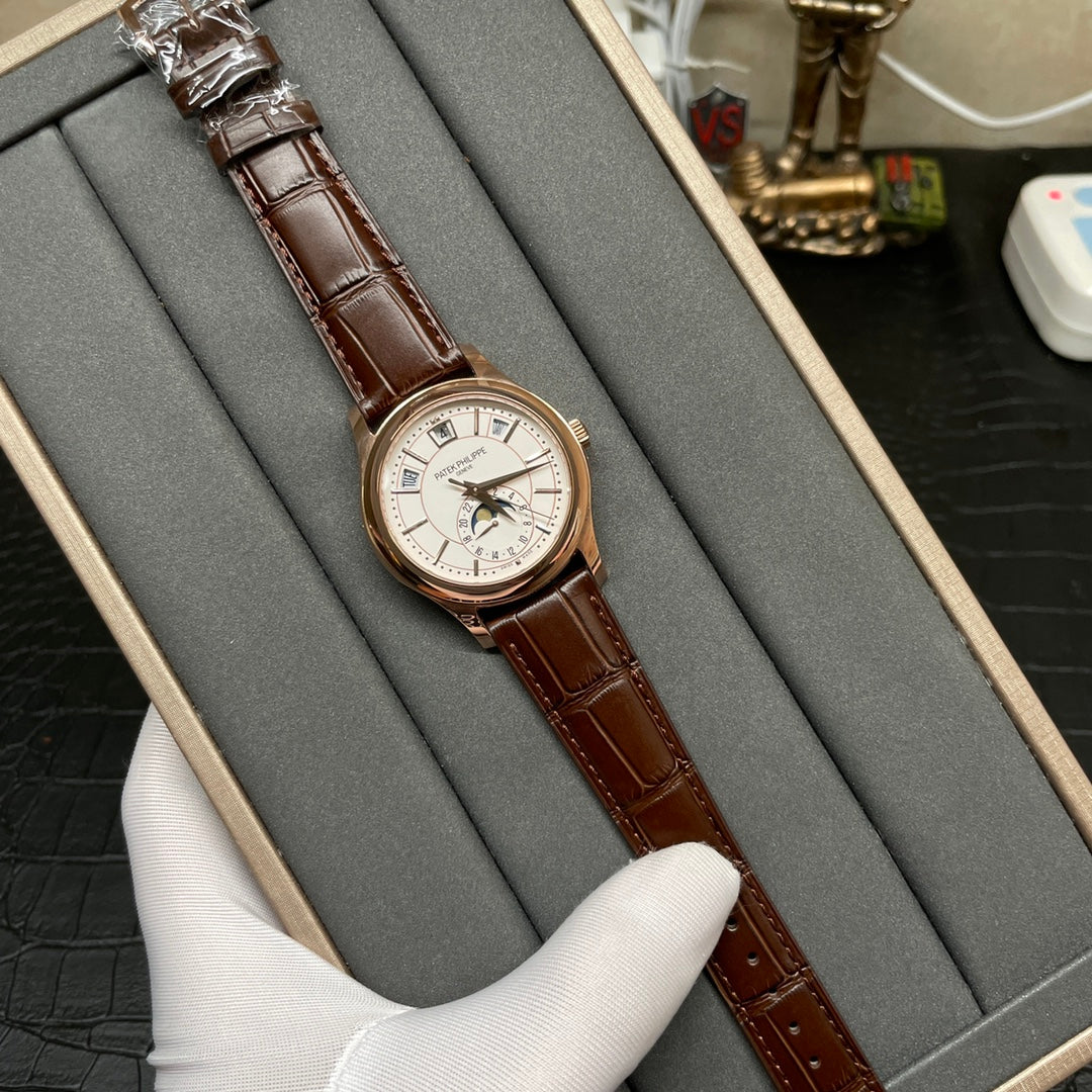 Patek Philippe 百达翡丽 万年历 月相多功能系列