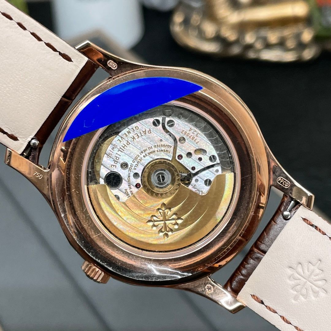 Patek Philippe 百达翡丽 万年历 月相多功能系列