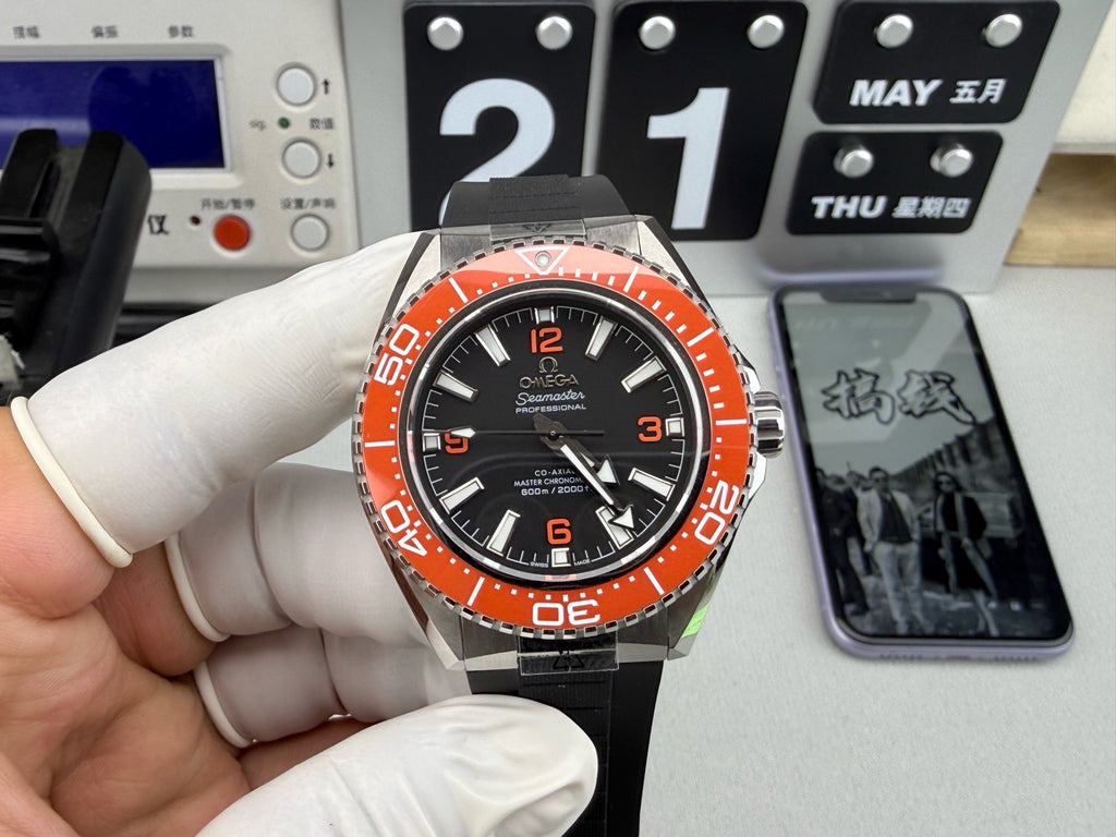 Omega（欧米茄）全新第四代海马600 海洋宇宙腕表