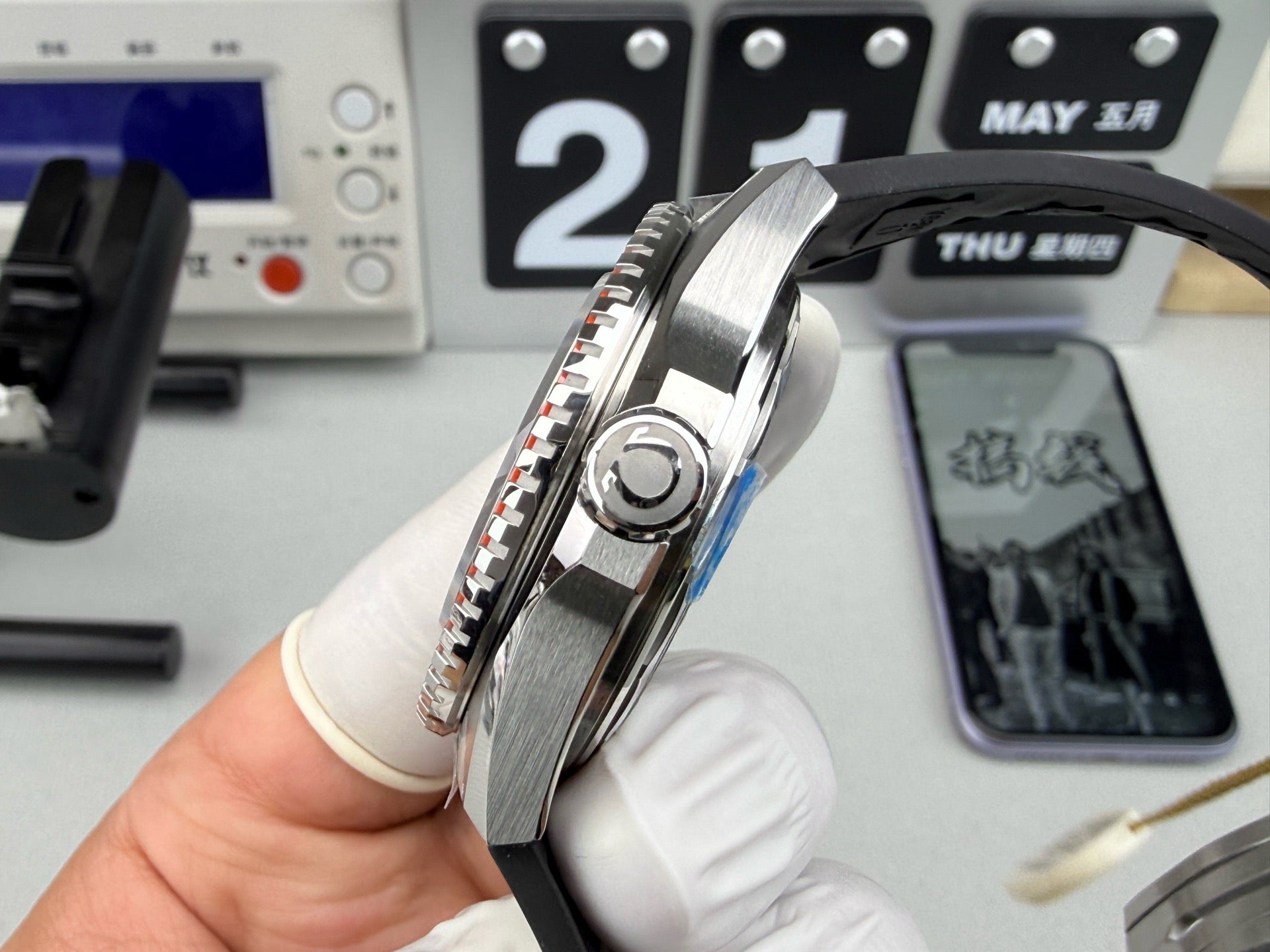 Omega（欧米茄）全新第四代海马600 海洋宇宙腕表