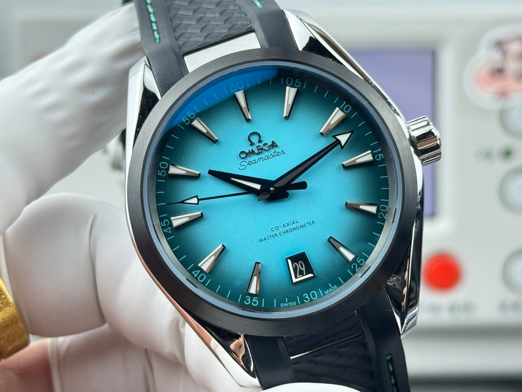 OMEGA（欧米茄）海马系列Aqua Terra腕表