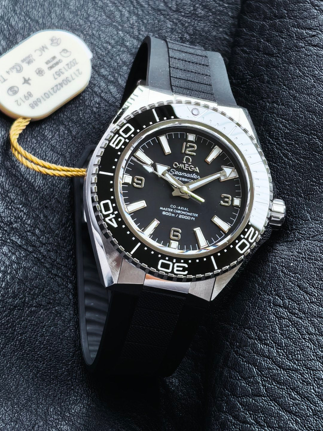 OMEGA（欧米茄）欧米茄海马系列海洋宇宙600米腕表