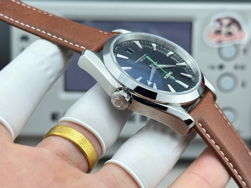 OMEGA（欧米茄）“海马150”腕表
