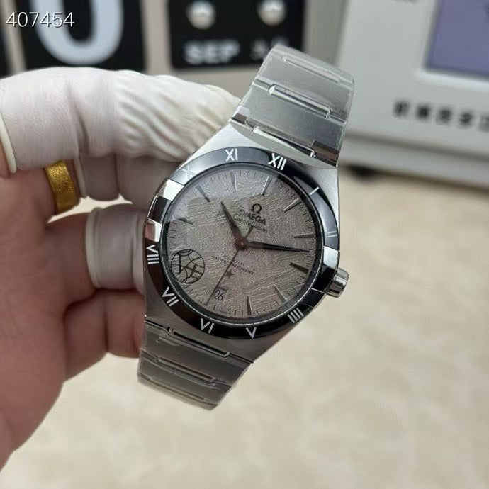 OMEGA（欧米茄）至臻天文台五代星座