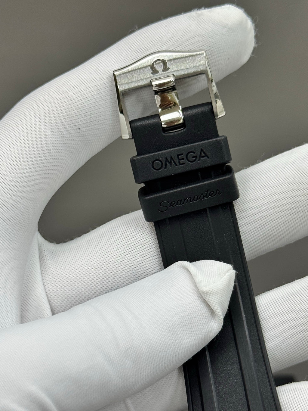 OMEGA/欧米茄 海马系列300米潜水表