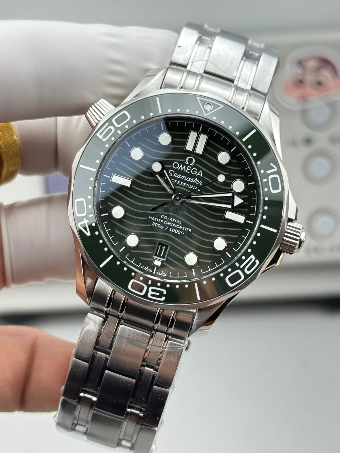 OMEGA 欧米茄 海马300