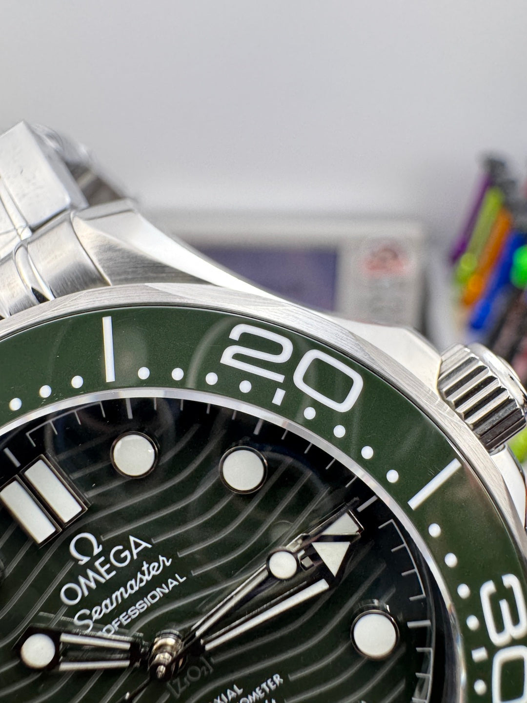 OMEGA 欧米茄 海马300
