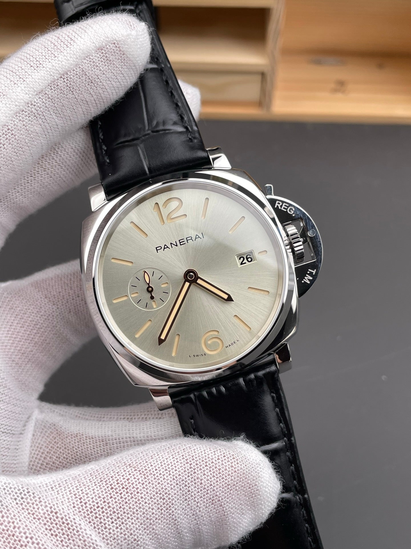 PANERAI（沛纳海）庐米诺系列
