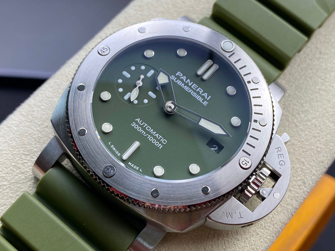PANERAI 沛纳海 PAM01055 绿海魂