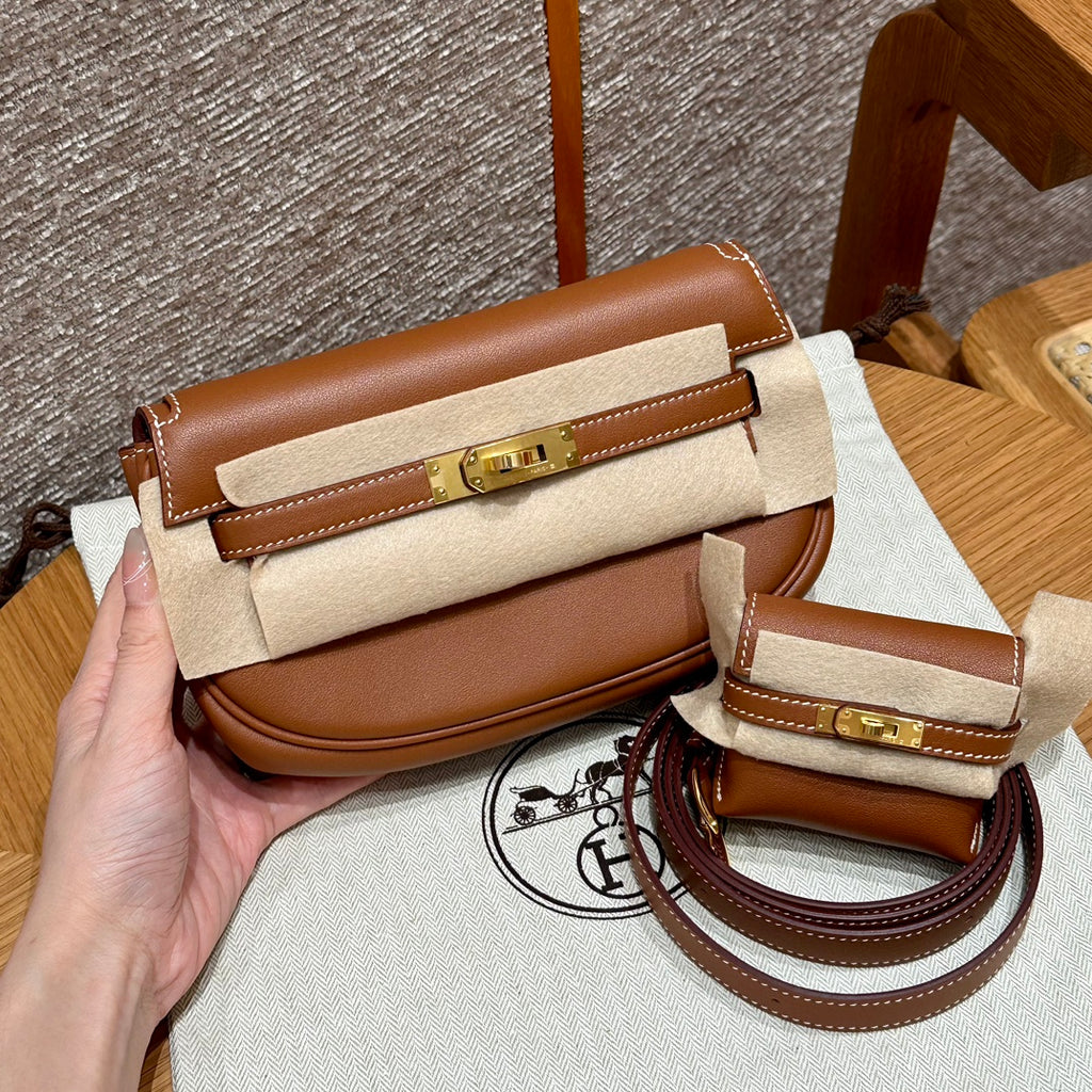 kelly moove Colour