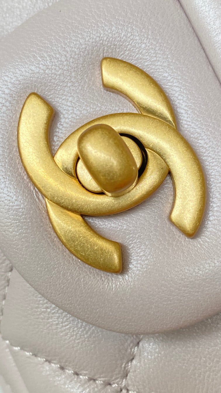 Sand! Pink! Gold!
