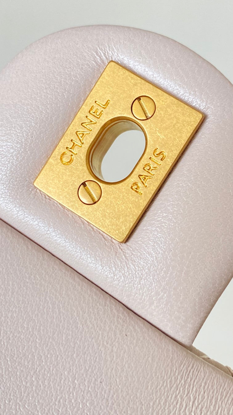 Sand! Pink! Gold!