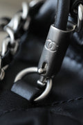Detail shooting hardware