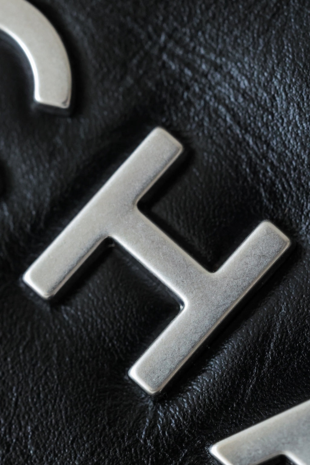 Detail shooting hardware
