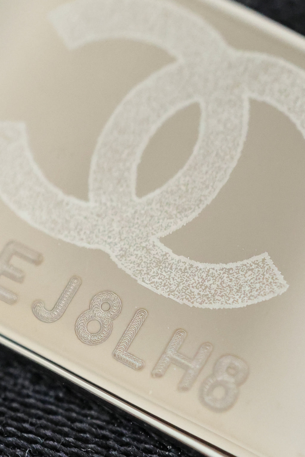 Detail shooting hardware