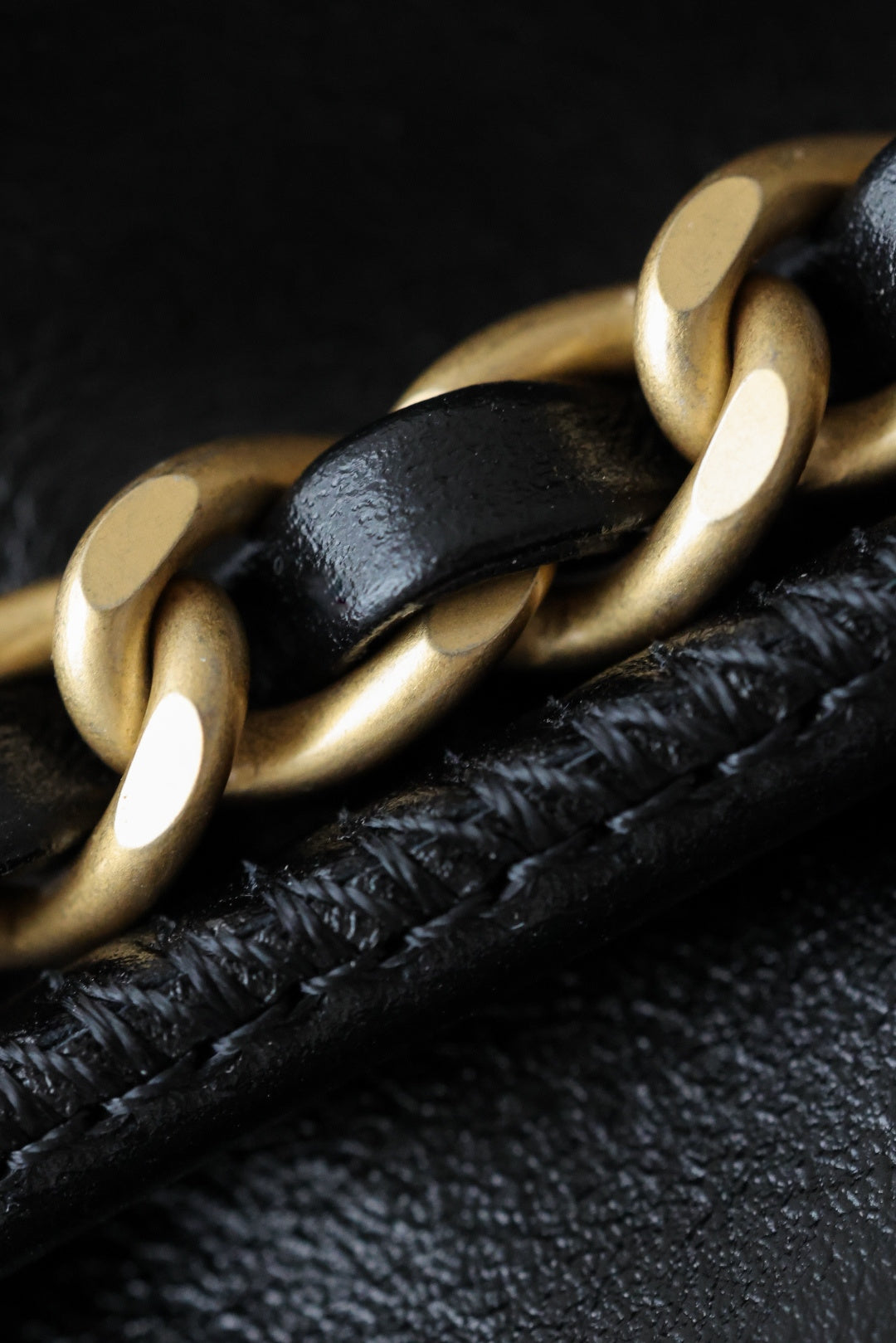 Detail shooting with high quality