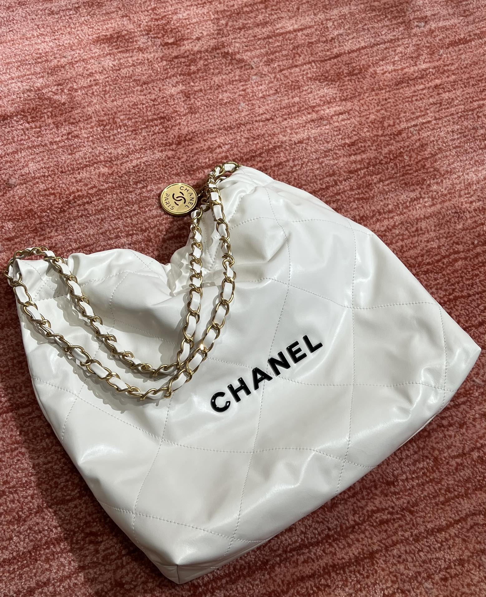 22Bag white with black buckle, top-quality original calf leather