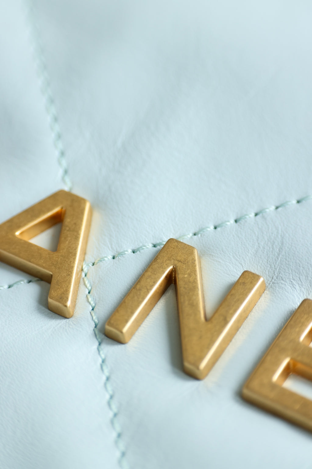 Hardware details perfectly captured in real photos