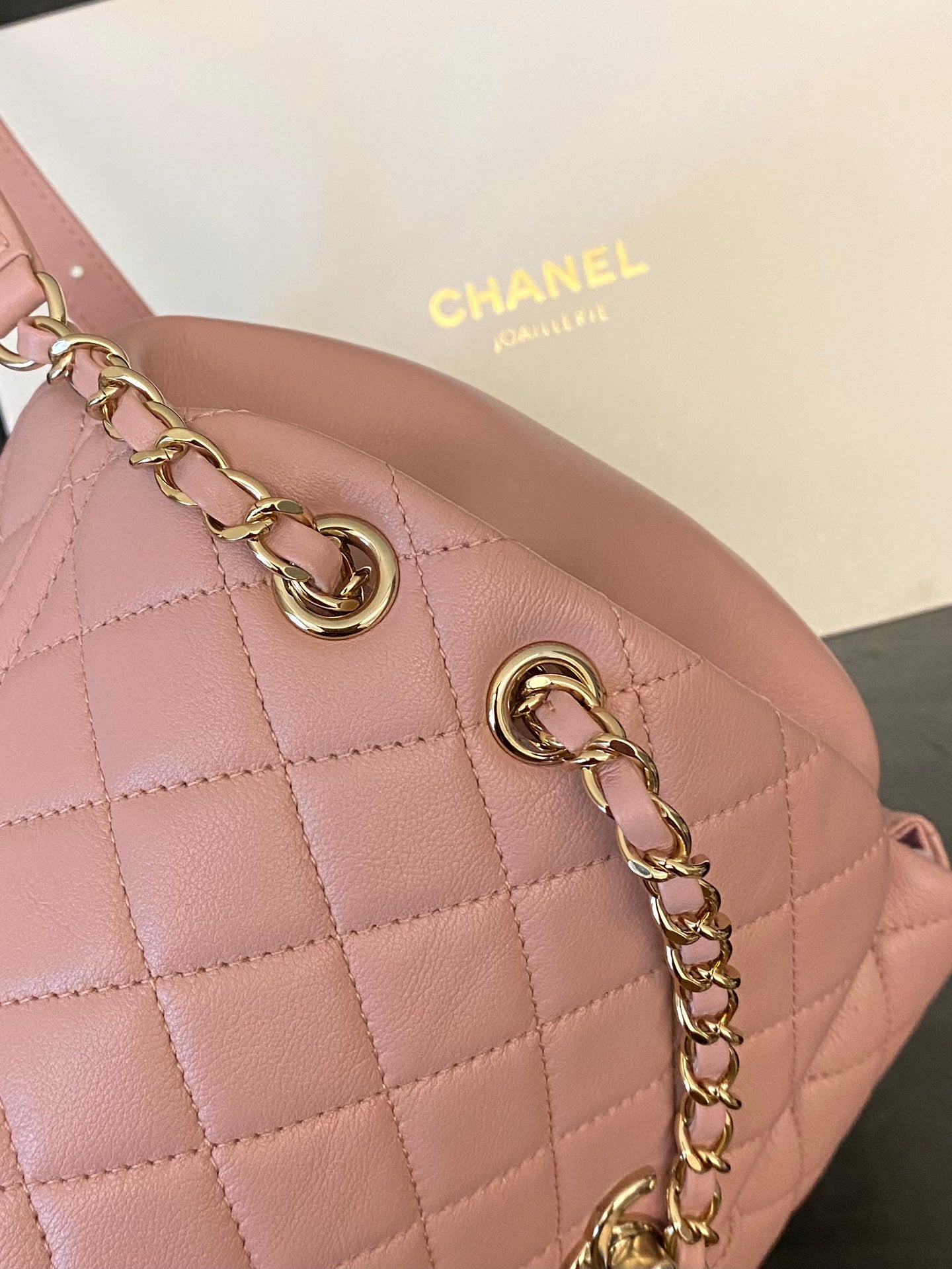 24P DUMA Pink Leather Shoulders