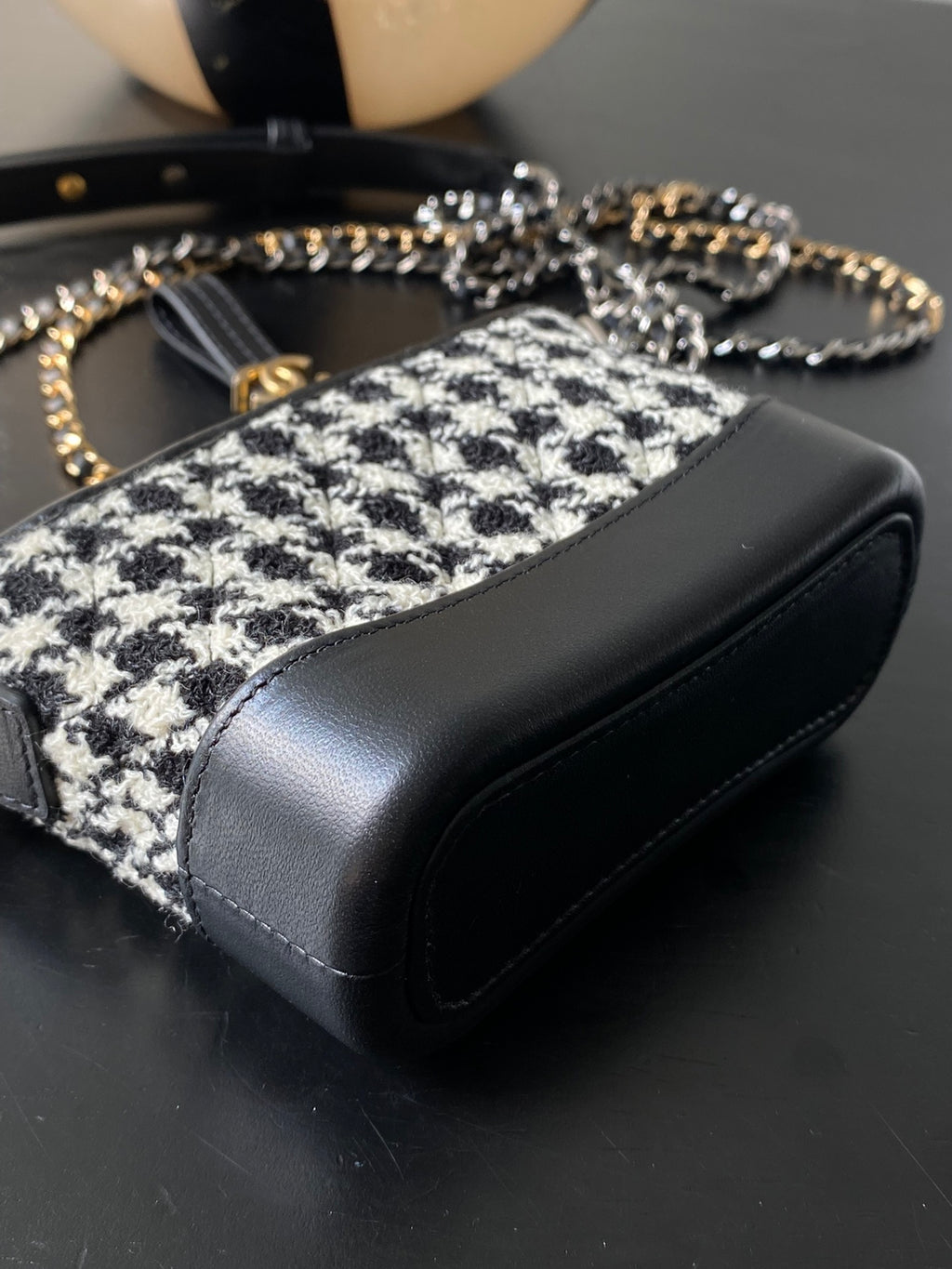 Classic Thousand Bird Grid Mini Stray Bag is out of stock now
