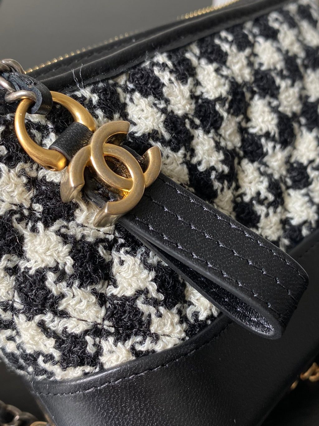 Classic Thousand Bird Grid Mini Stray Bag is out of stock now