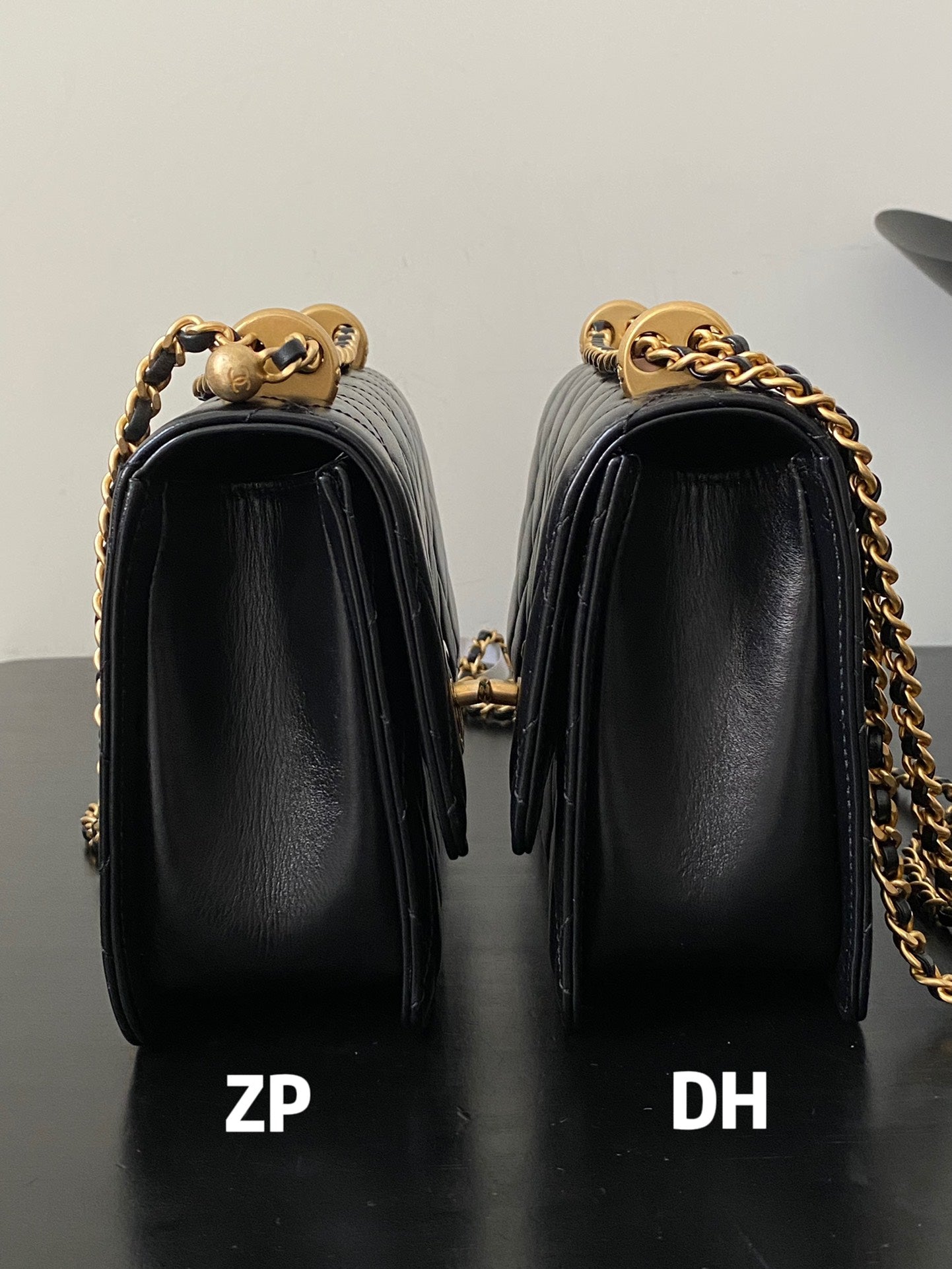 Original factory leather, original factory leather
