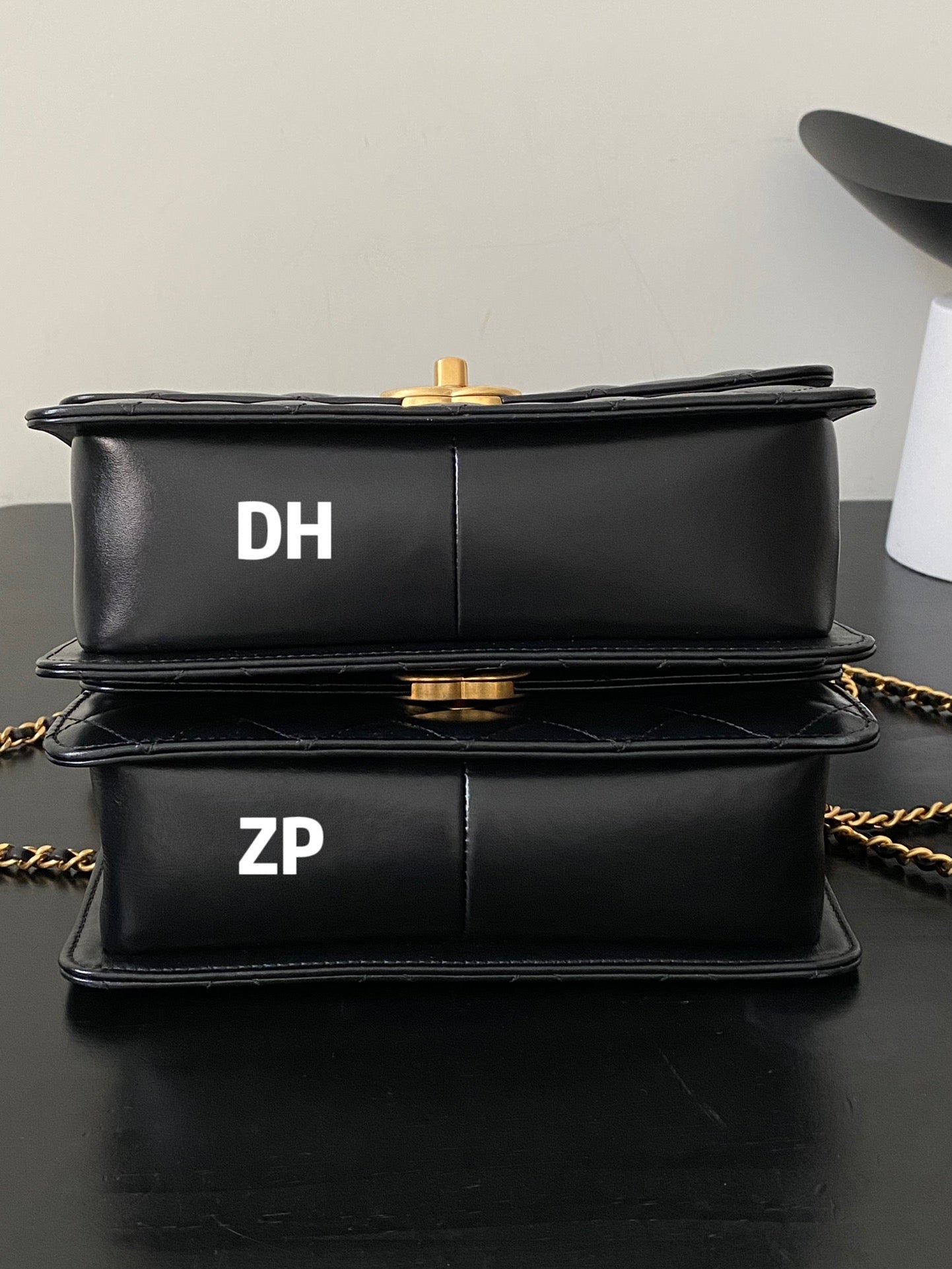 Original factory leather, original factory leather