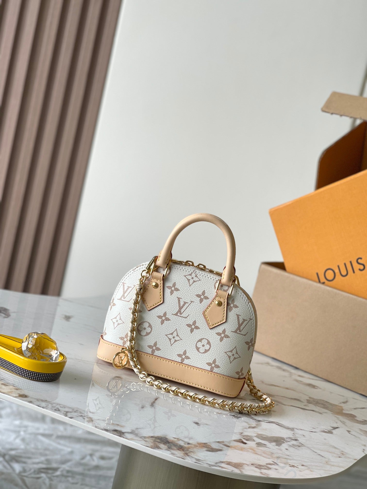 Alma Mini Handbag
