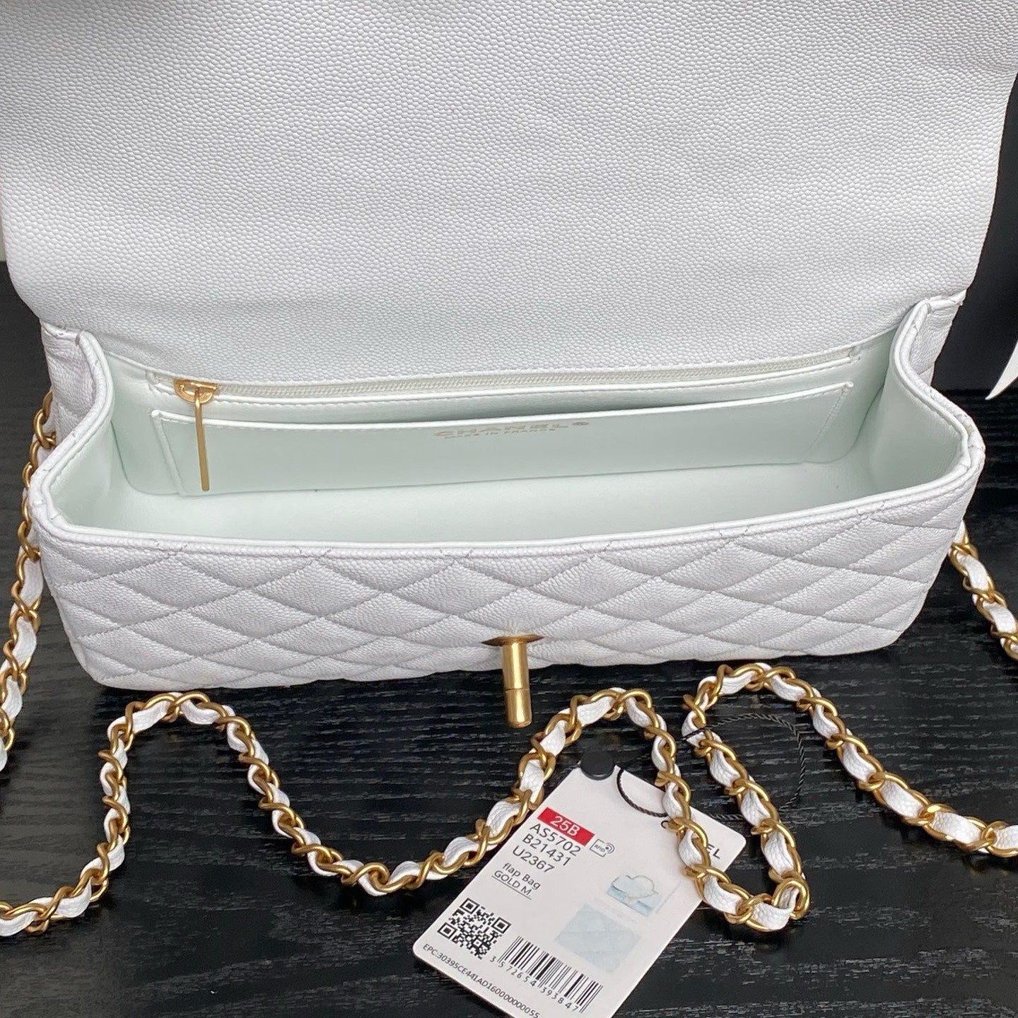 Chanel ❄️ 25B