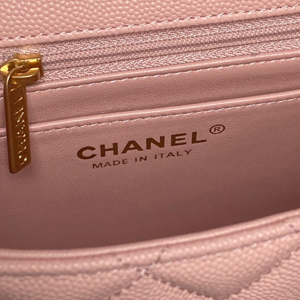 Chanel ❄️ 25B