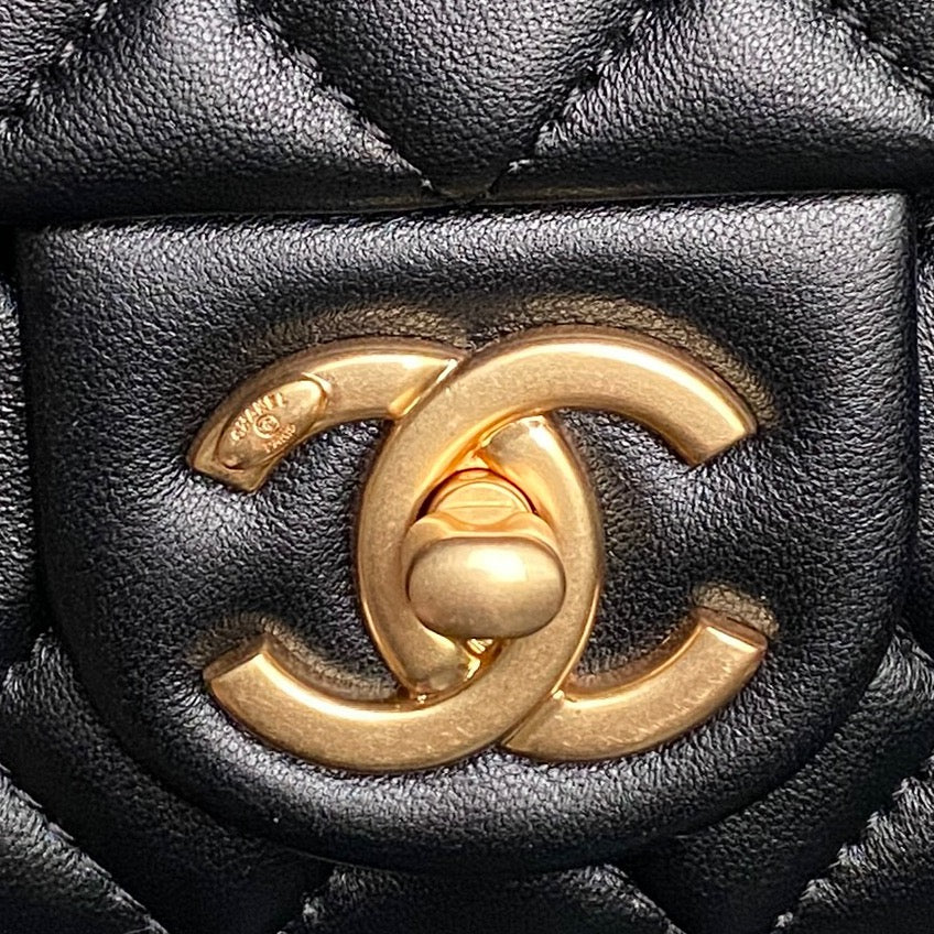 Chanel💟25B