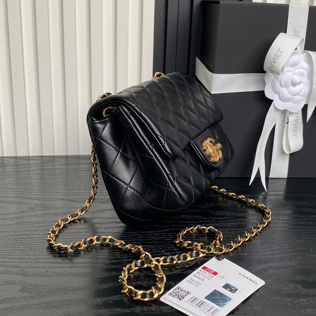 Chanel ⚛️ 25B