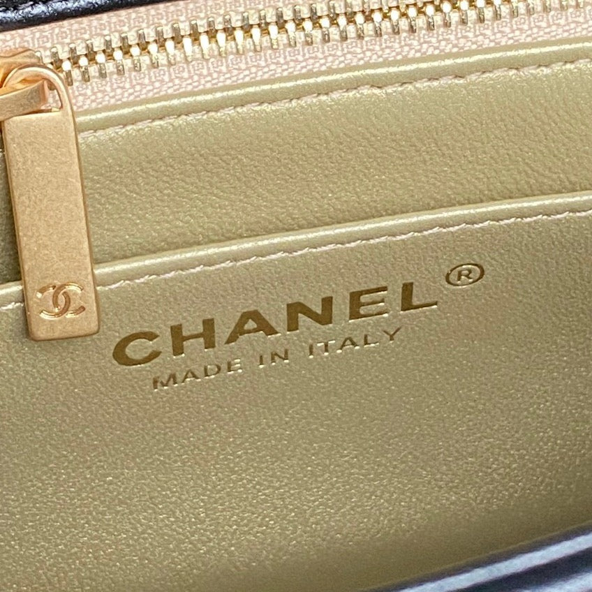 Chanel ⚛️ 25B