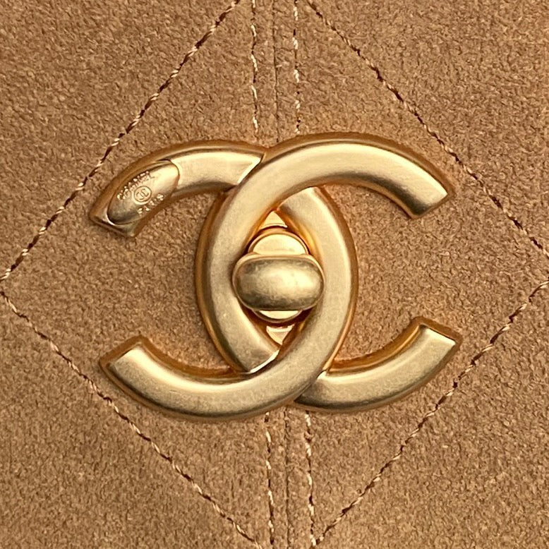Chanel ☪️ 25A