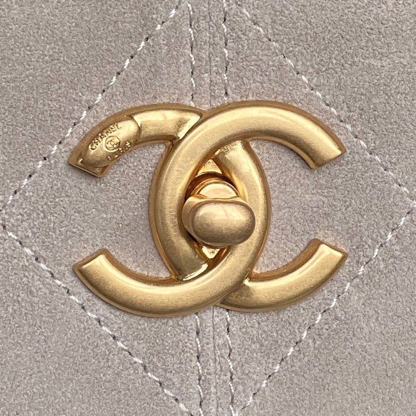 Chanel ☪️ 25A