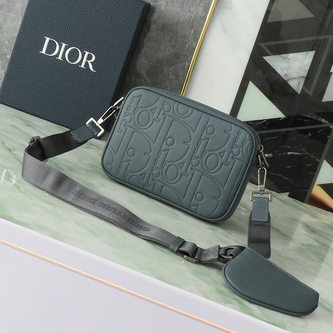 Dark gray Dior Gravity