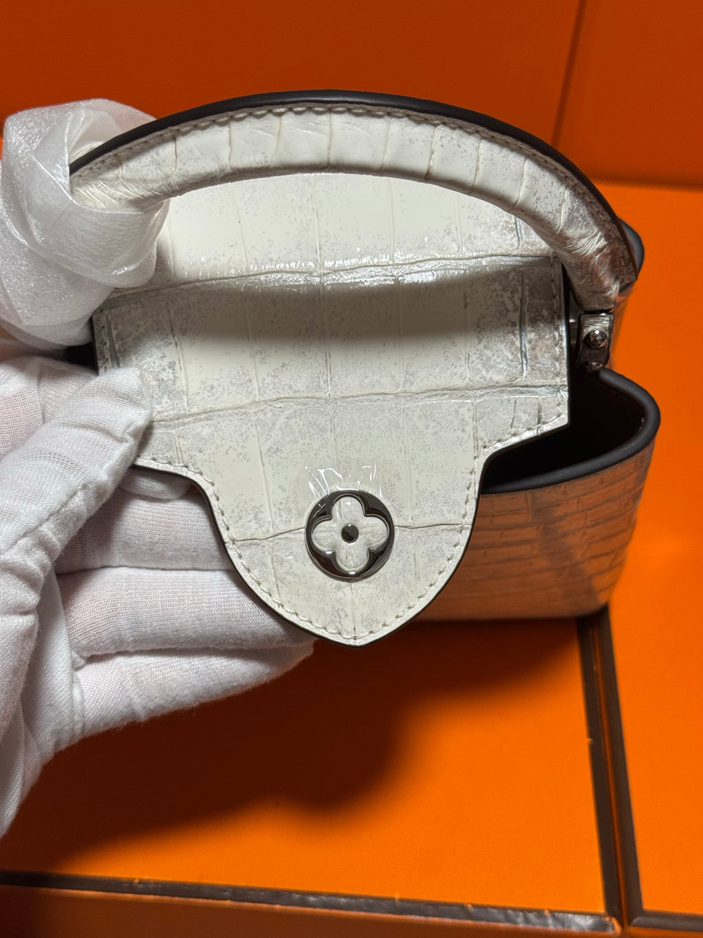 Customer's actual shooting of the order