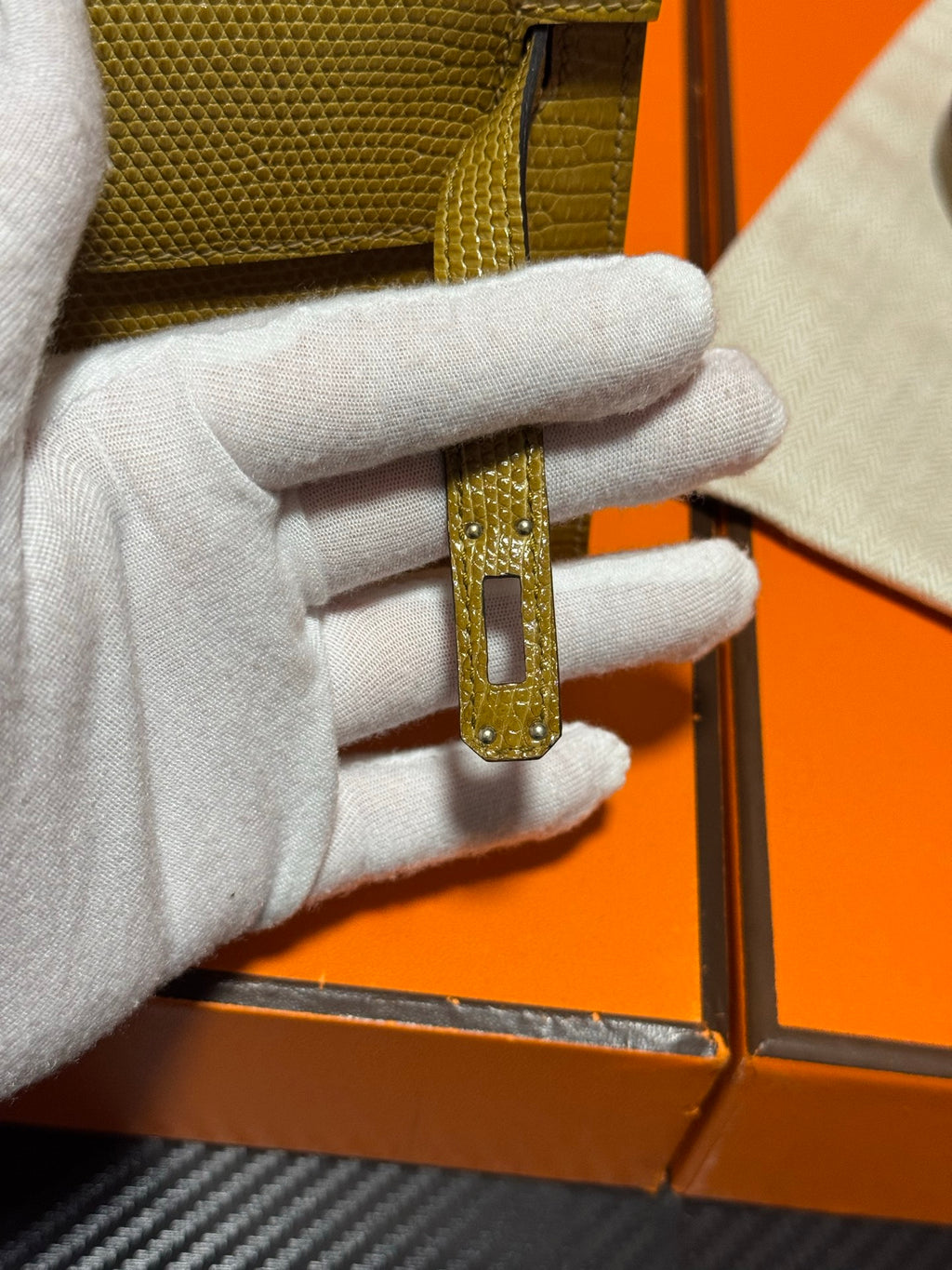Customer's actual shooting of the order