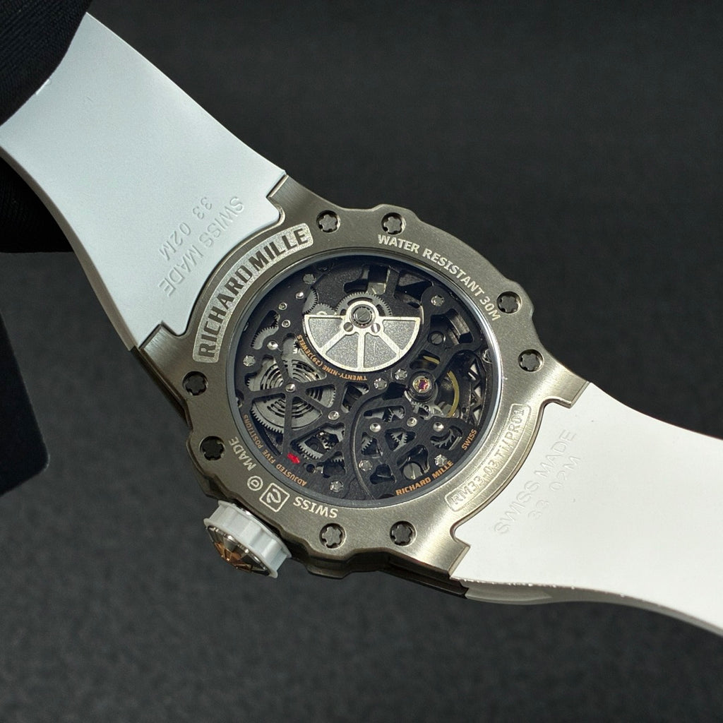 RM33-03